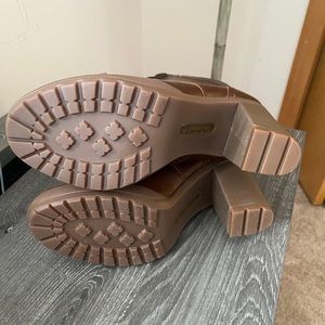 Women’s heeled boots